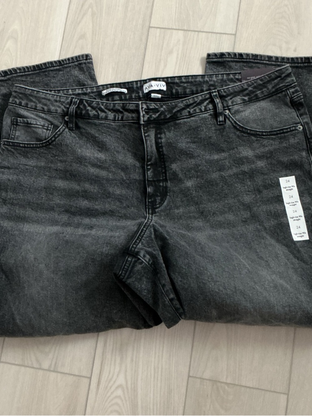 Ava & Viv Women’s Black Charcoal Straight Leg Jeans